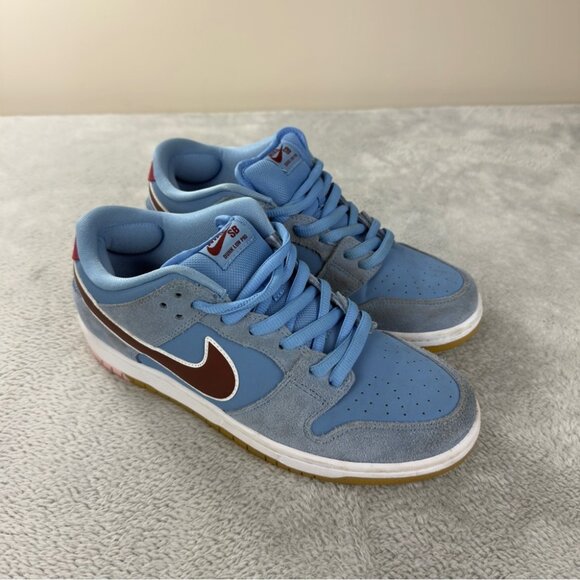 Nike Men Sz 10.5 US/9.5 UK/44.5 EU SB Dunk Low Philadelphia Phillies DQ4040-400 - Picture 1 of 12